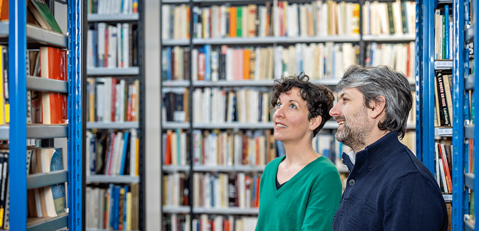 ESS Charline HOUET chargée de mission Booster IAE et Benjamin Duquenne de Chouette Coop discutant de son projet
